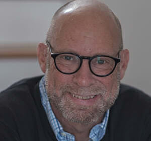 Dr. Gavin Henning head shot