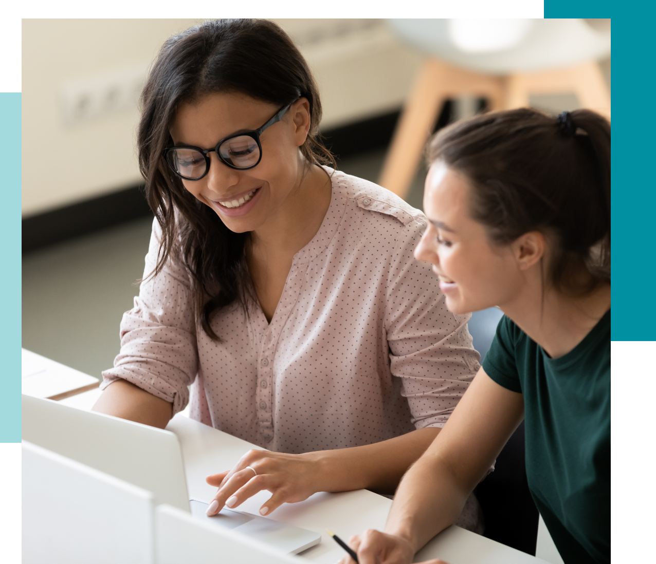 Women working on a laptop